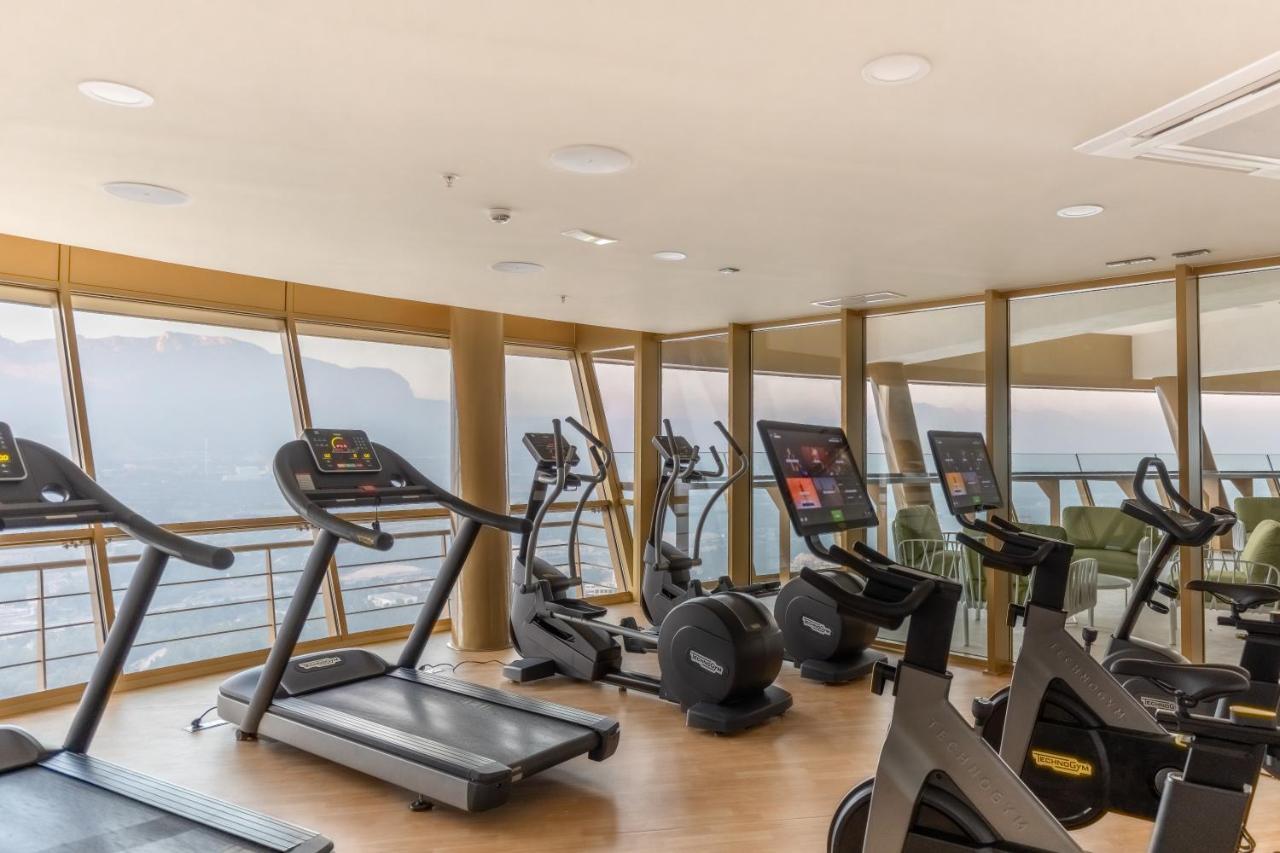Intempo Luxury Ocean Views Resort 베니돔 외부 사진