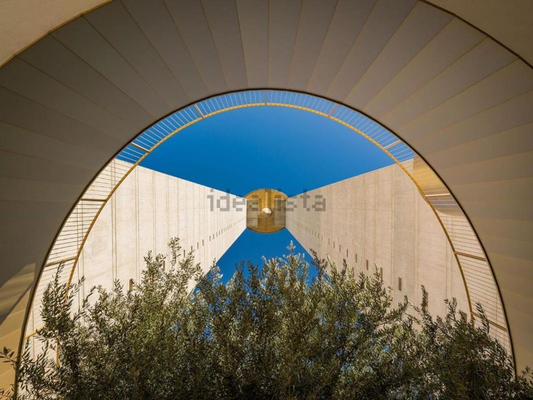 Intempo Luxury Ocean Views Resort 베니돔 외부 사진