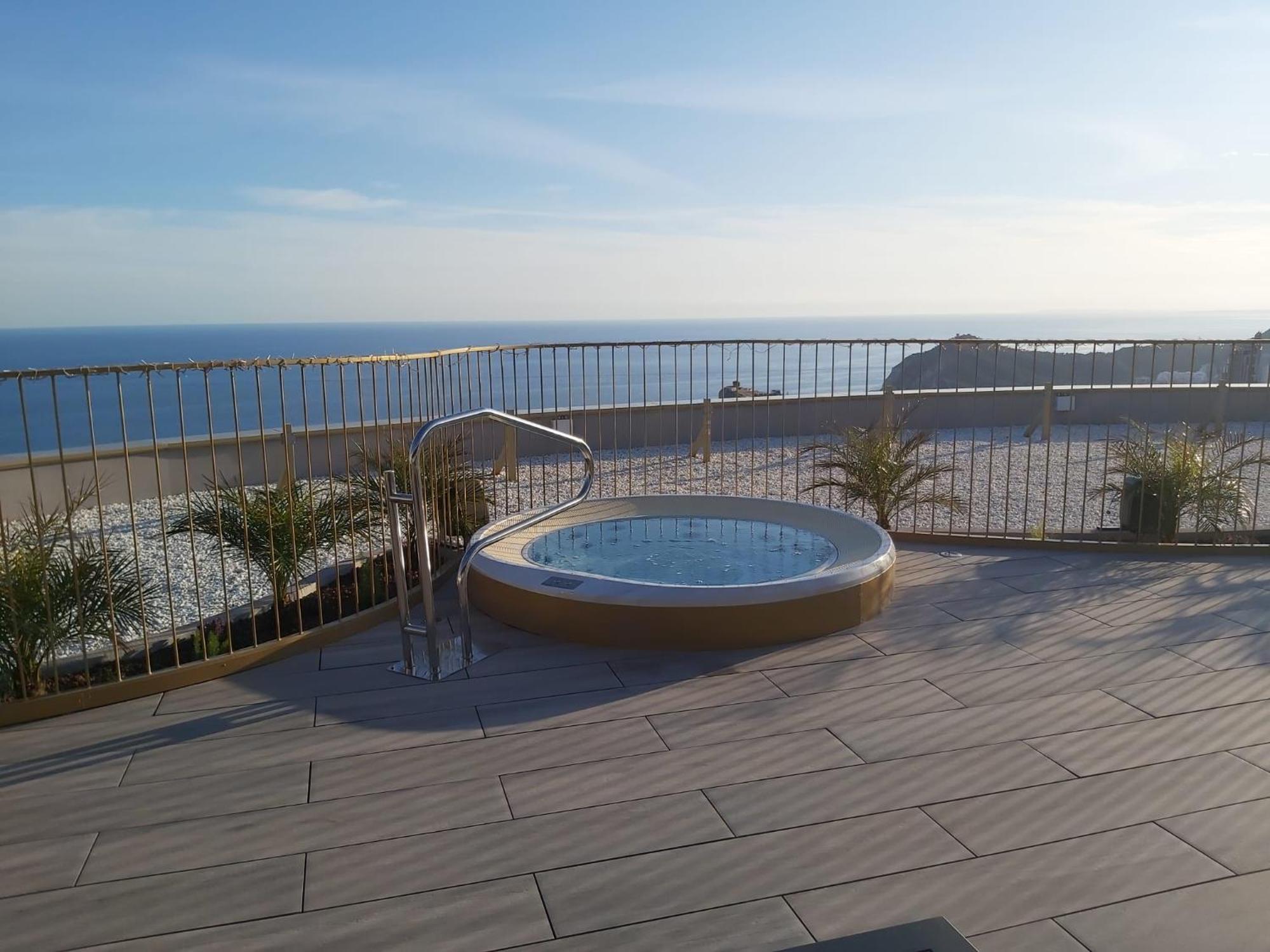 Intempo Luxury Ocean Views Resort 베니돔 외부 사진