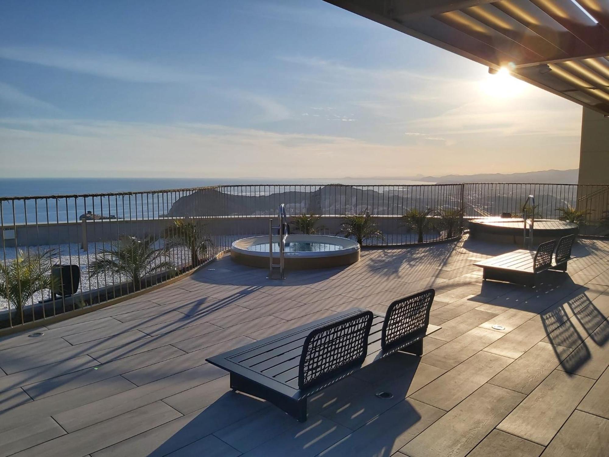 Intempo Luxury Ocean Views Resort 베니돔 외부 사진