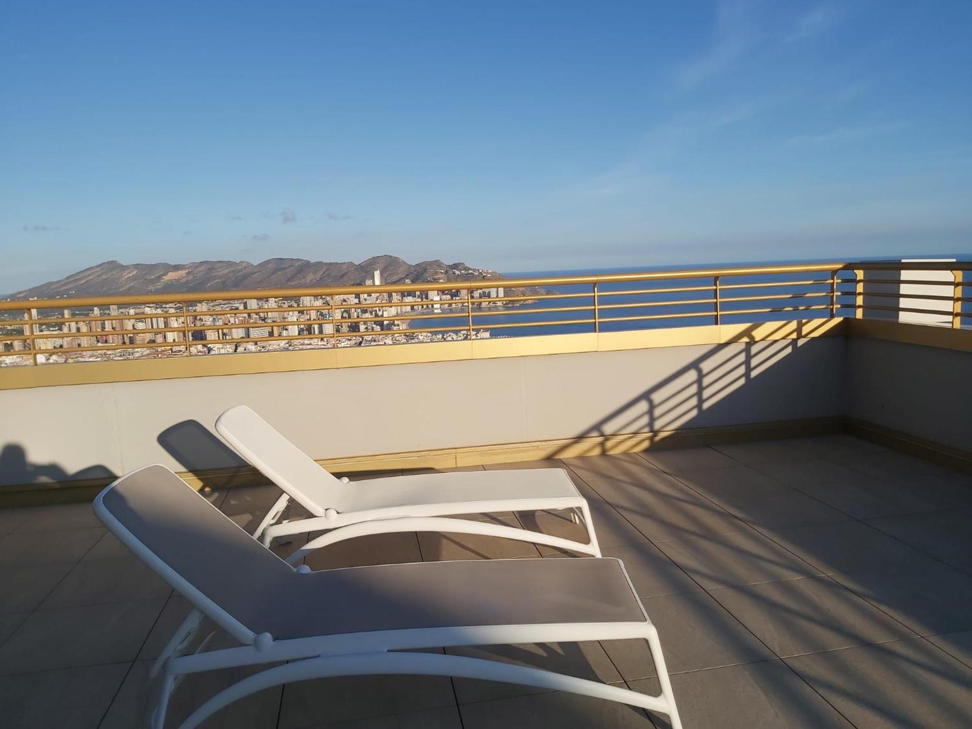 Intempo Luxury Ocean Views Resort 베니돔 외부 사진