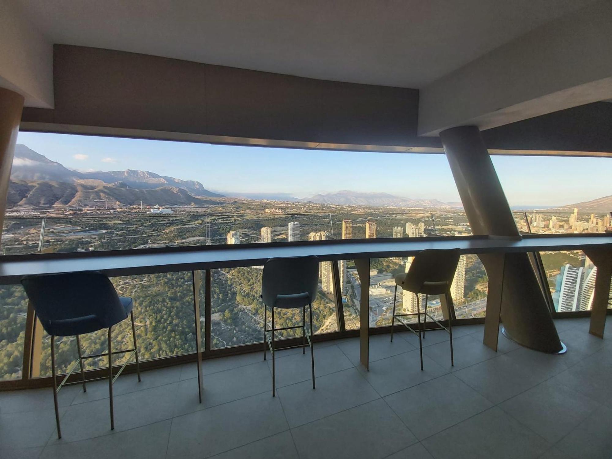 Intempo Luxury Ocean Views Resort 베니돔 외부 사진