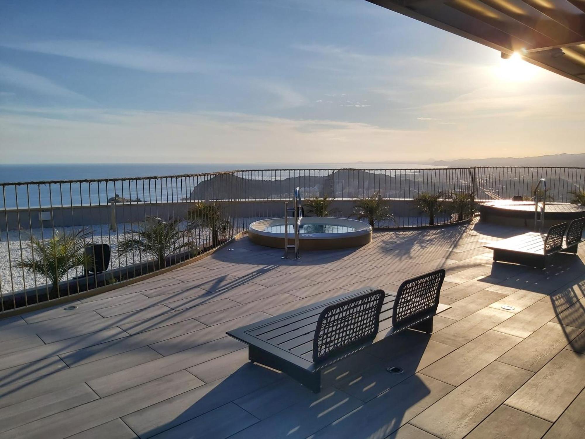 Intempo Luxury Ocean Views Resort 베니돔 외부 사진